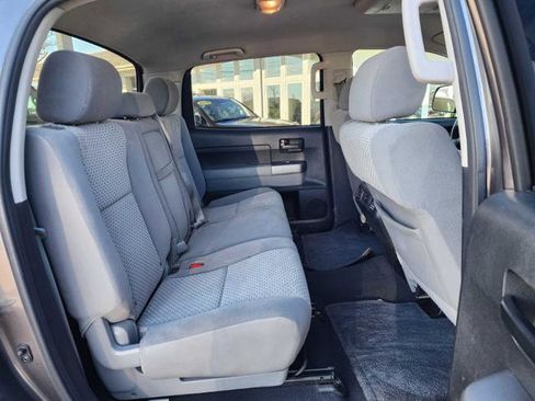 Used 2012 Toyota Tundra 4x4 CrewMax image 16
