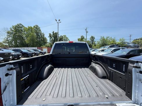 Used 2025 Ford F150 Lariat w/ Bed Utility Package AWD/4WD image 27