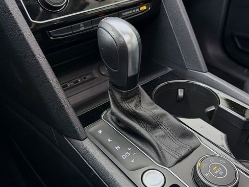 Used 2021 Volkswagen Atlas SEL image 21