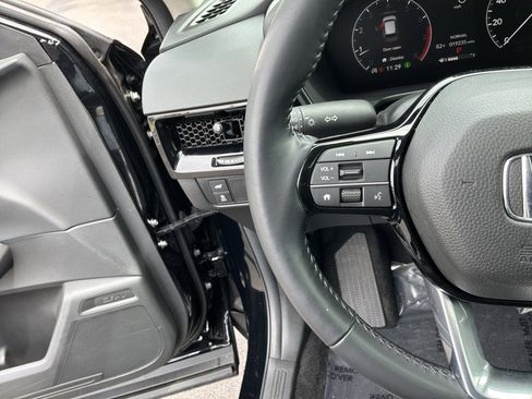 Used 2025 Honda CR-V EX-L image 19