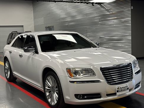Used 2011 Chrysler 300 C w/ Sound Group image 7