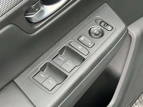 Certified 2026 Honda CR-V Sport image 7