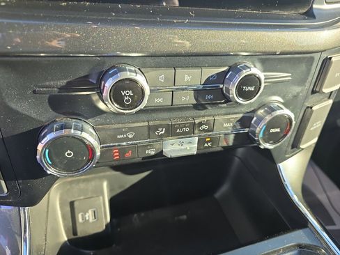 Used 2023 Ford F150 XLT w/ Equipment Group 302A High image 25