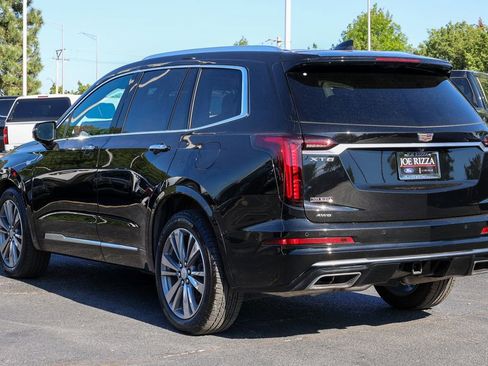 Used 2021 Cadillac XT6 Premium Luxury AWD/4WD image 14