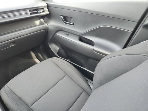 New 2026 Hyundai Kona SE FWD image 13