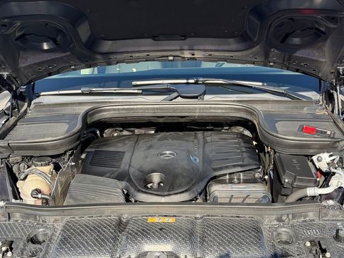 Used 2022 Mercedes-Benz GLS 450 4MATIC image 12