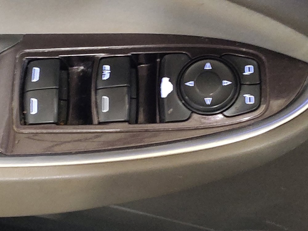 Used 2018 Chevrolet Malibu LT FWD image 27