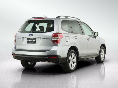 Used 2016 Subaru Forester 2.5i Premium w/ All-Weather Package AWD/4WD image 5