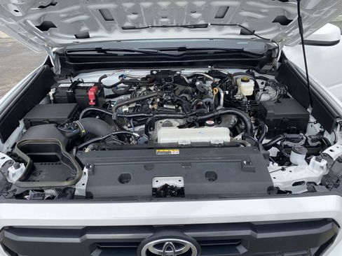 Used 2025 Toyota Tacoma TRD Off-Road image 35