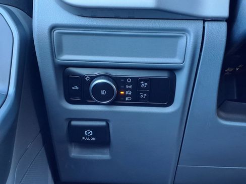 Used 2023 Ford F150 XLT image 17