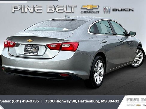 Used 2023 Chevrolet Malibu LT w/ Driver Confidence Package FWD image 11