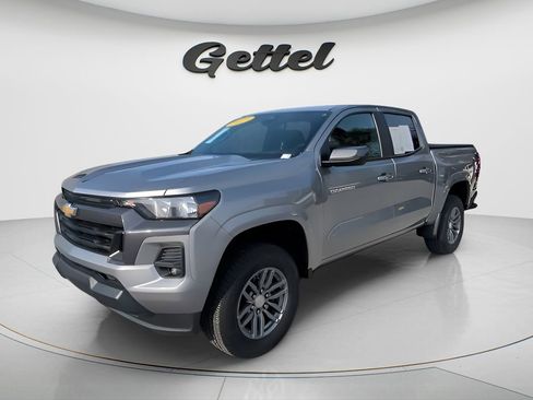Used 2023 Chevrolet Colorado LT w/ LT Convenience Package image 4