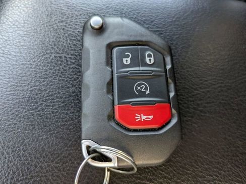 Used 2021 Jeep Wrangler Willys image 33