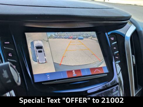 Used 2018 Cadillac Escalade ESV Premium Luxury image 23