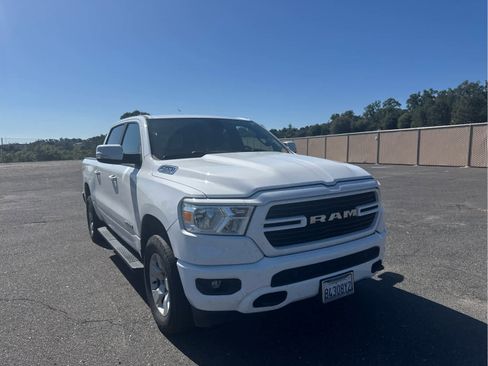 Used 2019 RAM 1500 Big Horn AWD/4WD image 3