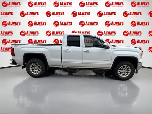 Used 2015 GMC Sierra 1500 SLE w/ SLE Value Package AWD/4WD image 4