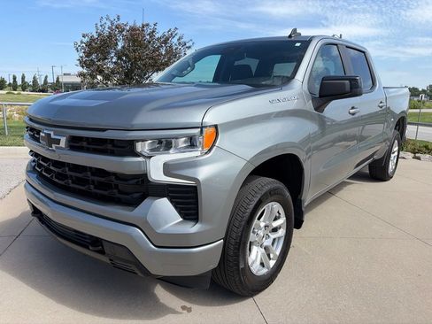Used 2026 Chevrolet Silverado 1500 RST AWD/4WD image 4