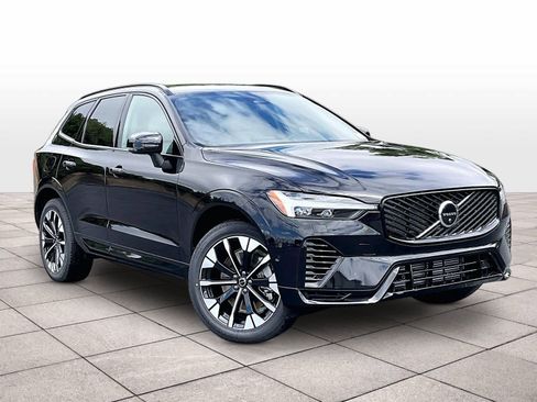 New 2026 Volvo XC60 T8 Plus w/ Climate Package AWD/4WD image 2