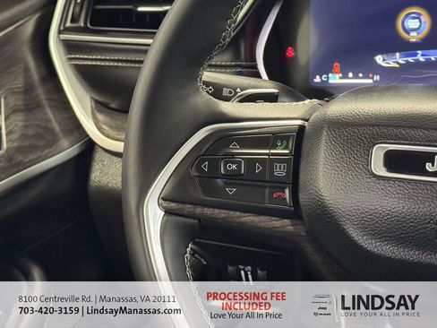 Used 2023 Jeep Grand Cherokee L Limited w/ Luxury Tech Group II AWD/4WD image 30