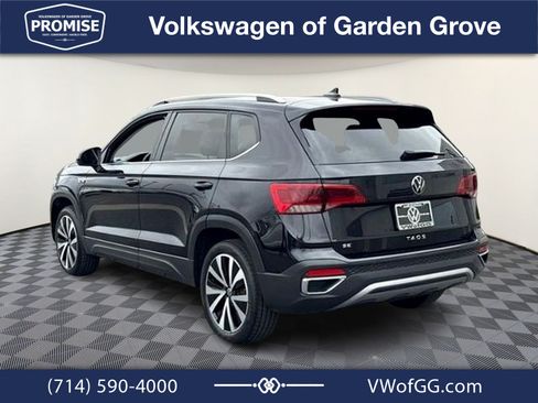 Used 2024 Volkswagen Taos SE FWD image 5