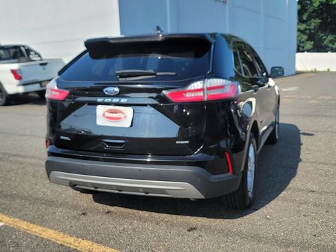Used 2024 Ford Edge SEL AWD/4WD image 8