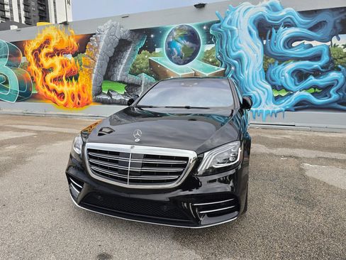 Used 2019 Mercedes-Benz S 560 4MATIC Sedan image 2