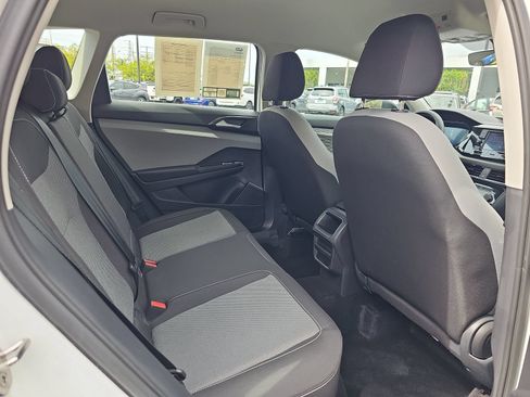 Used 2023 Volkswagen Taos S FWD image 11