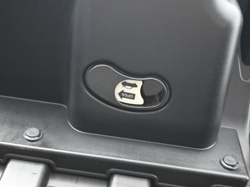 Used 2025 RAM 1500 Limited image 44