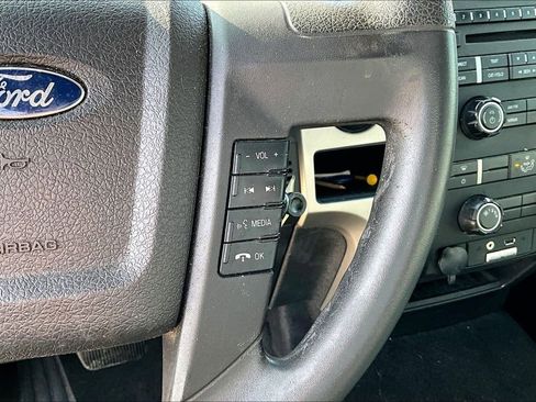 Used 2014 Ford F150 XLT image 25