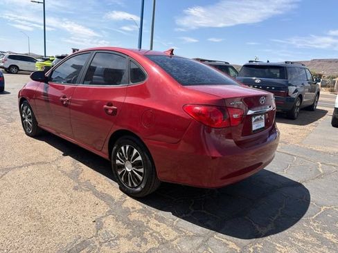 Used 2010 Hyundai Elantra GLS FWD image 5