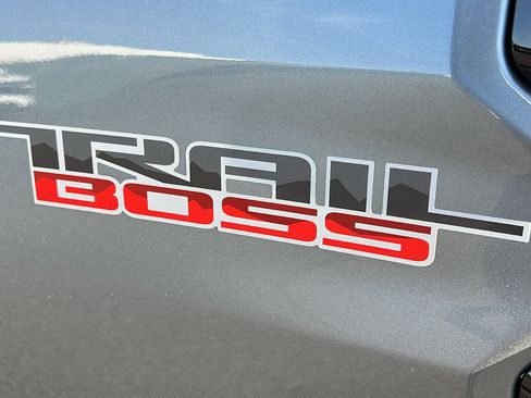 New 2026 Chevrolet Colorado Trail Boss image 13