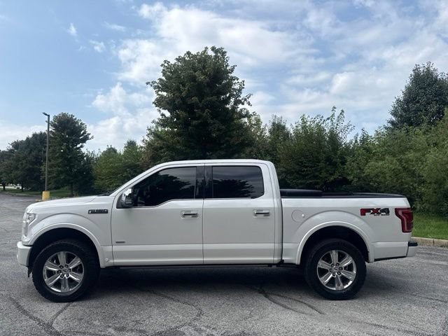 Used 2017 Ford F150 Platinum w/ Equipment Group 701A Luxury AWD/4WD image 3