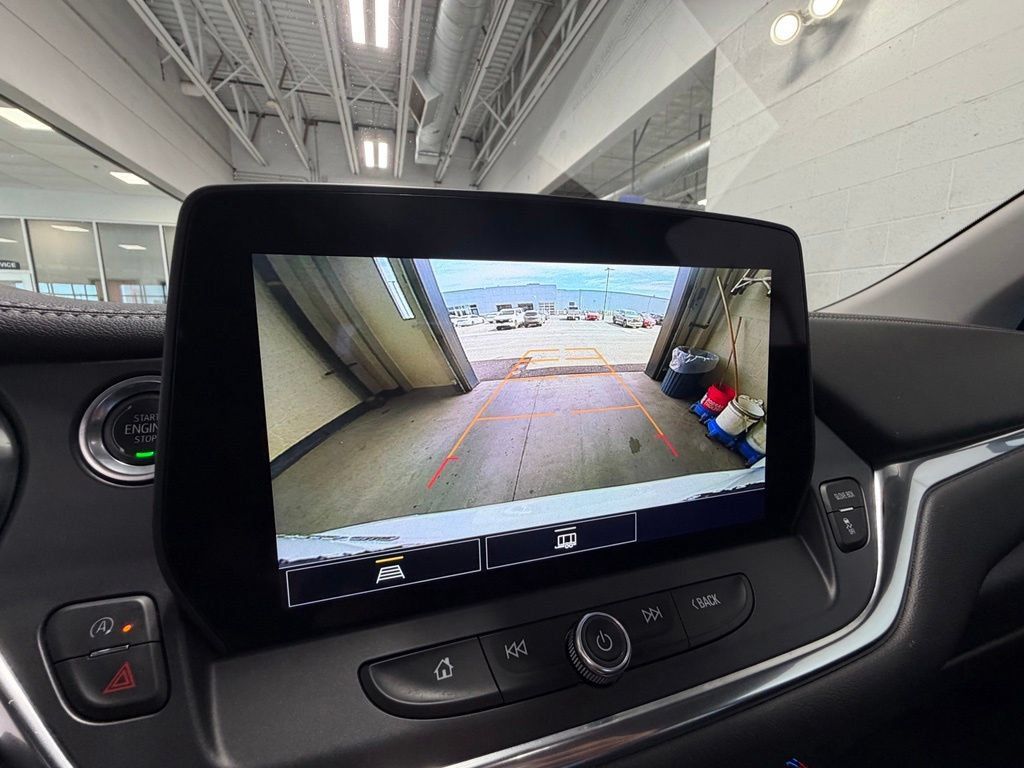 Used 2025 Chevrolet Blazer LT AWD/4WD image 23