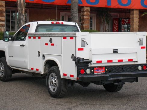 Used 2017 Chevrolet Silverado 2500 W/T image 6