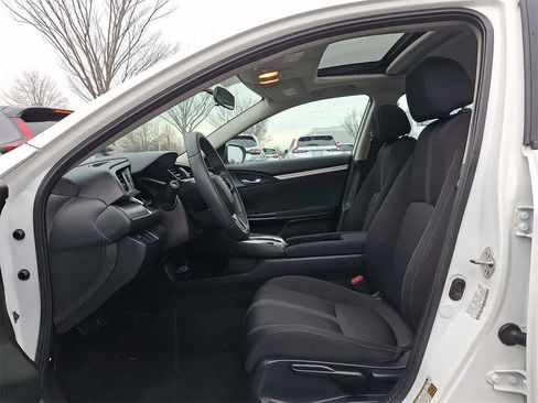 Used 2018 Honda Civic EX image 11