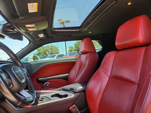 Used 2015 Dodge Challenger R/T Plus RWD image 13