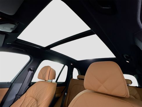 New 2026 BMW X5 xDrive50e w/ M Sport Package image 15