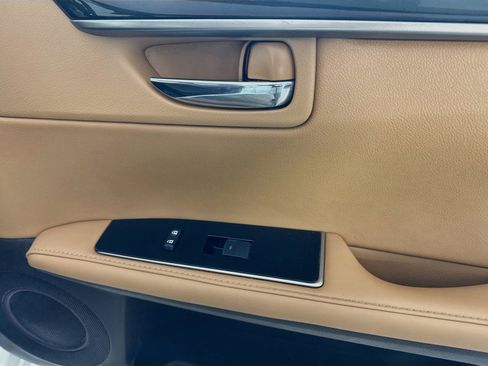 Used 2018 Lexus ES 350 w/ Premier Package FWD image 31
