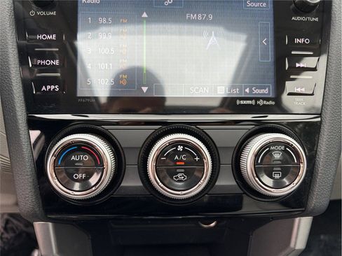 Used 2018 Subaru Forester 2.5i Premium image 26