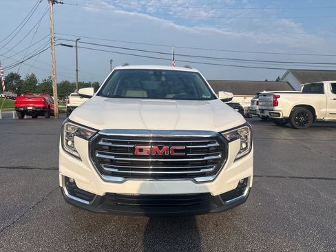 Used 2022 GMC Terrain SLT AWD/4WD image 4