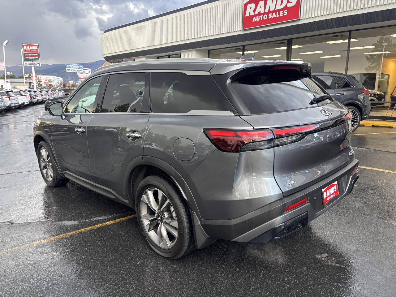 Used 2025 INFINITI QX60 Luxe AWD/4WD image 11