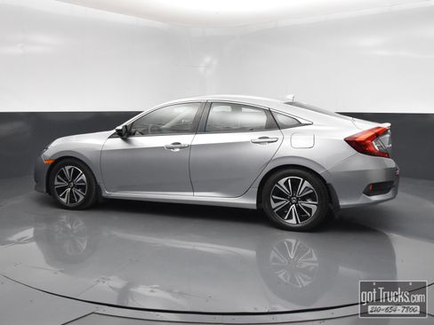 Used 2017 Honda Civic EX-L image 3