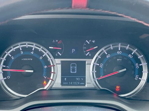 Used 2016 Toyota 4Runner Trail Premium AWD/4WD image 28