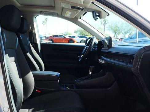 Used 2023 Honda CR-V EX image 31