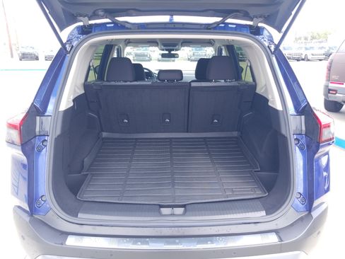 Used 2023 Nissan Rogue SV image 13