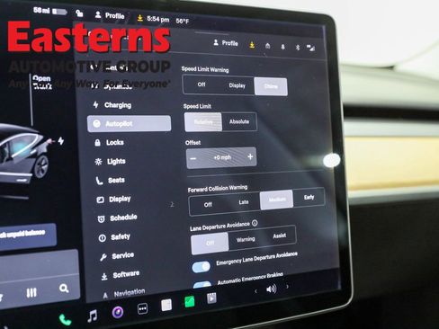 Used 2018 Tesla Model 3 Long Range image 17
