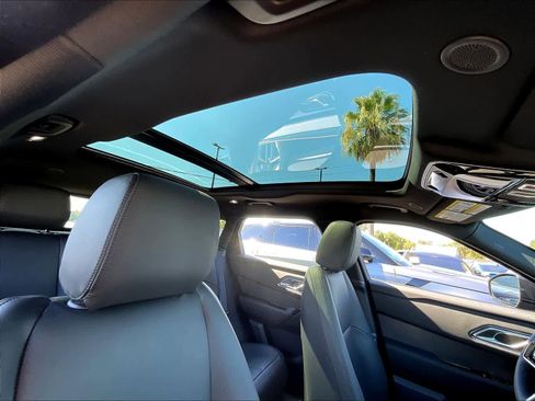 New 2026 Land Rover Range Rover Velar S AWD/4WD image 29