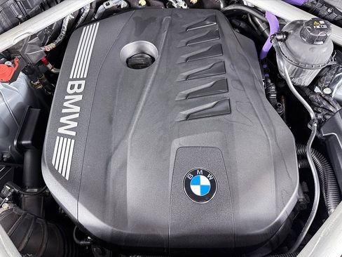 Used 2024 BMW X5 xDrive40i w/ M Sport Package image 17