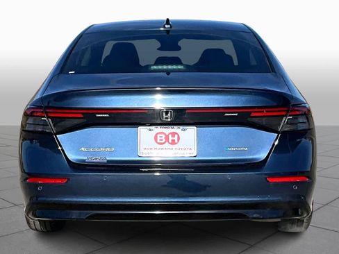 Used 2023 Honda Accord EX-L image 4