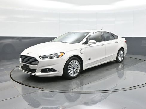 Used 2014 Ford Fusion Energi SE image 3